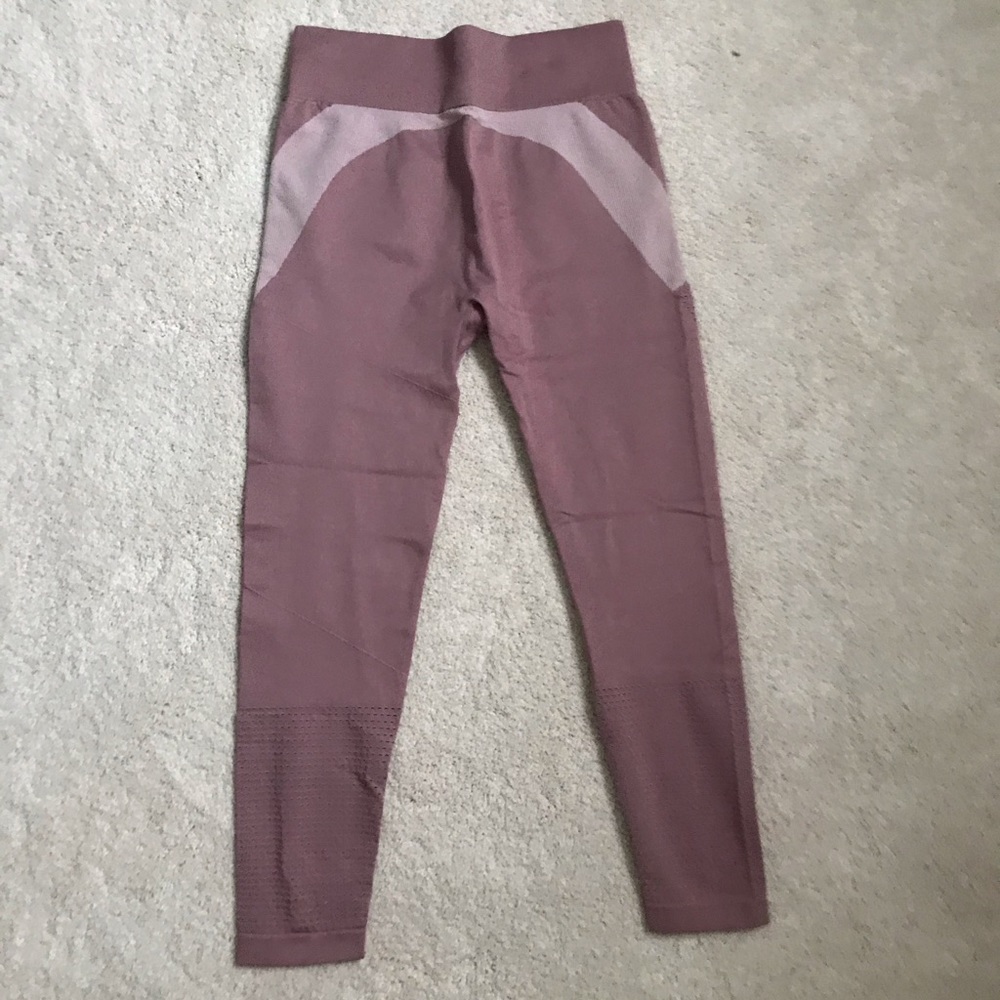Demi Lovato Fabletics Collection Leggings